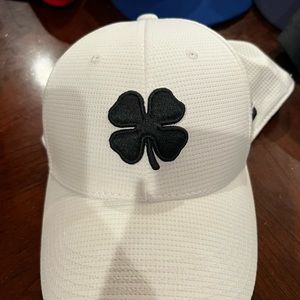 Golf hat white fitted Clover